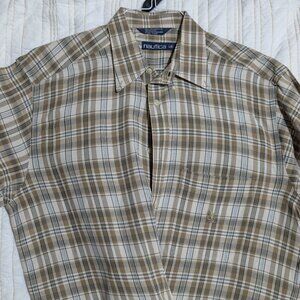 Nautica Men’s Short-Sleeve Button-Down Shirt – Size Large